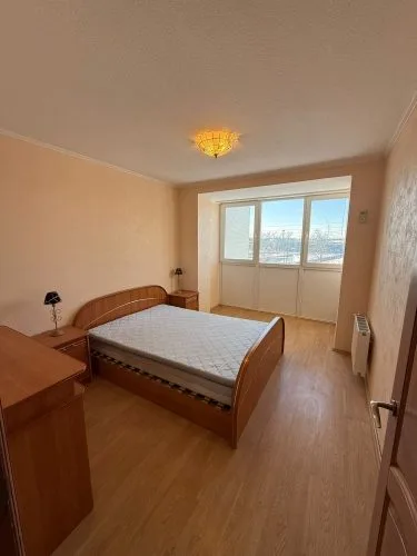 Izīrē dzīvokli, Jukuma Vācieša iela 12, Rīga, Labais krasts, Pļavnieki / 400 € 8