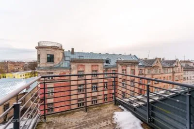 Izīrē dzīvokli, Hospitāļu iela 39, Rīga, Labais krasts, Centrs / 550 € 2