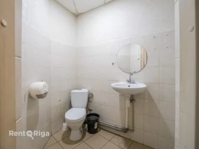 Izīrē tirdzniecības telpas, Pērnavas iela 55, Rīga, Labais krasts, Centrs / 630 € 6