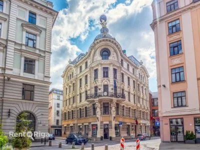Pārdod namīpašums, Teātra iela 9, Rīga, Labais krasts, Vecrīga / 2 710 000 € 1