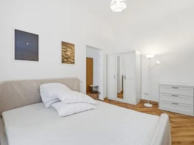 Izīrē dzīvokli, Avotu iela 23, Rīga, Labais krasts, Centrs / 650 € 2