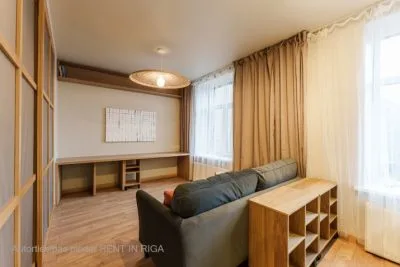 Izīrē dzīvokli, Čaka iela 104, Rīga, Labais krasts, Centrs / 690 € 2