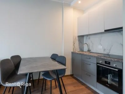 Izīrē dzīvokli, Katoļu iela 11, Rīga, Labais krasts, Centrs / 420 € 2