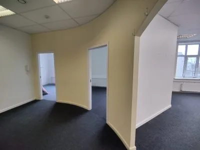 Izīrē biroju, Meža iela 4, Rīga, Kreisais krasts, Āgenskalns / 600 € 4