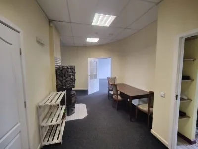 Izīrē biroju, Meža iela 4, Rīga, Kreisais krasts, Āgenskalns / 600 € 8