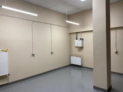 Izīrē tirdzniecības telpas, Kandavas iela 39, Rīga, Kreisais krasts, Imanta / 400 € 6