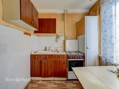 Pārdod dzīvokli, Salnas iela 6, Rīga, Labais krasts, Pļavnieki / 33 000 € 5