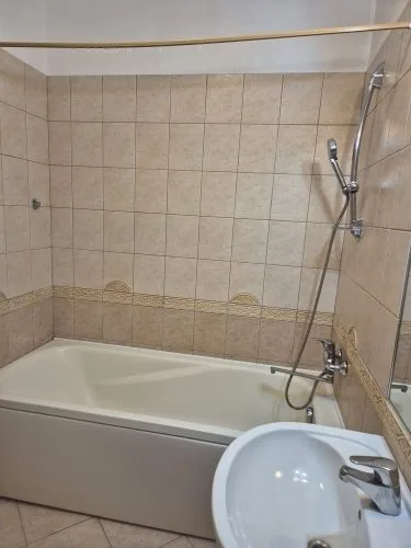 Pārdod dzīvokli, Vecā Biķernieku iela 21, Rīga, Labais krasts, Mežciems / 115 000 € 8