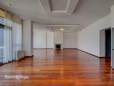 Izīrē dzīvokli, Pulkveža Brieža iela 21, Rīga, Labais krasts, Centrs / 3 500 € 5