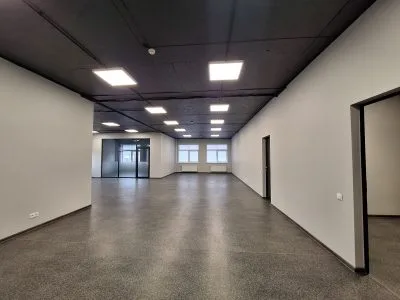 Izīrē biroju, Uriekstes iela 1, Rīga, Labais krasts, Sarkandaugava / 930 € 2