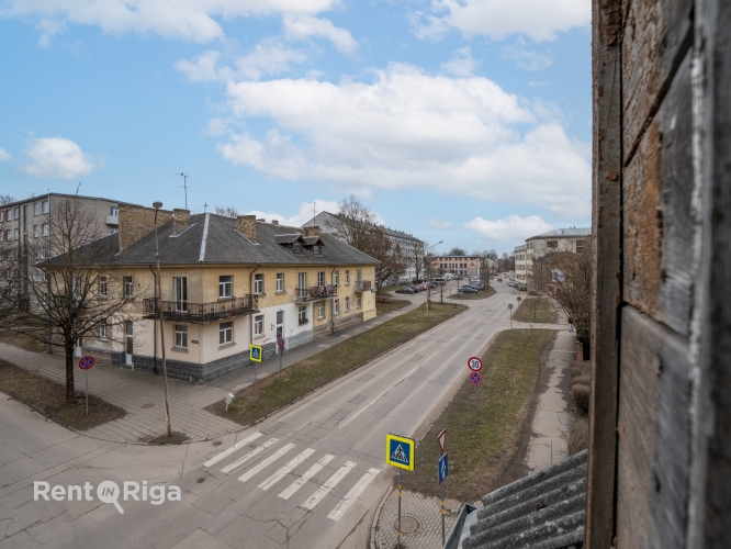 Pulkveža Oskara Kalpaka iela 12 25