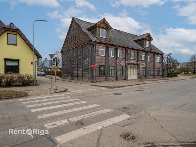 Pulkveža Oskara Kalpaka iela 12 2