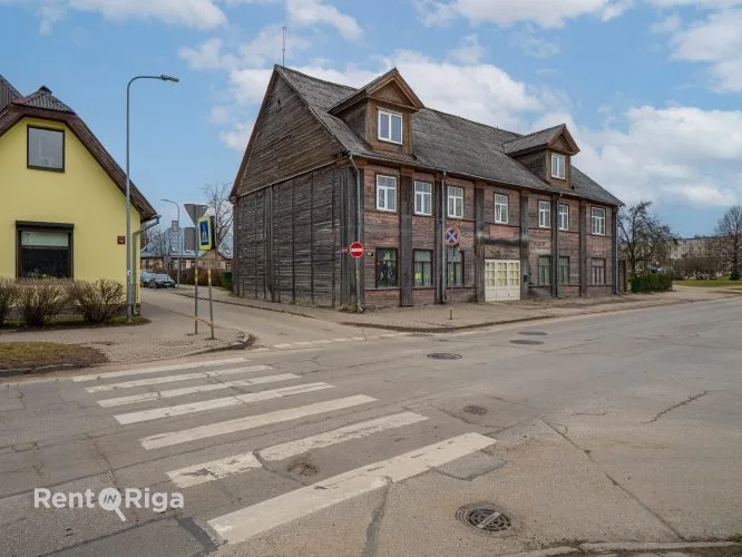 Pulkveža Oskara Kalpaka iela 12 2
