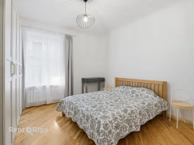 Izīrē dzīvokli, Aristida Briāna iela 14, Rīga, Labais krasts, Centrs / 1 000 € 8