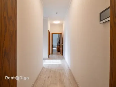 Pārdod biroju, Ropažu iela 7, Rīga, Labais krasts, Teika / 1 750 000 € 8