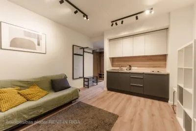 Pārdod dzīvokli, Strēlnieku iela 4b, Rīga, Labais krasts, Centrs / 98 400 € 2