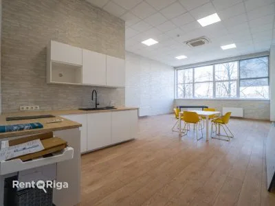 Izīrē biroju, Uriekstes iela 4a, Rīga, Labais krasts, Centrs / 1 495 € 2
