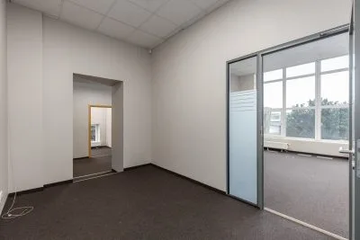 Izīrē biroju, Bērzaunes iela 1, Rīga, Labais krasts, Centrs / 741 € 6