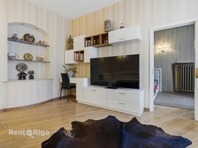Izīrē dzīvokli, Avotu iela 53, Rīga, Labais krasts, Centrs / 600 € 2