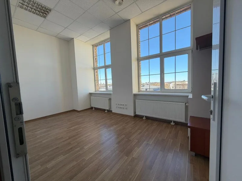 Brīvības gatve iela 214b 6