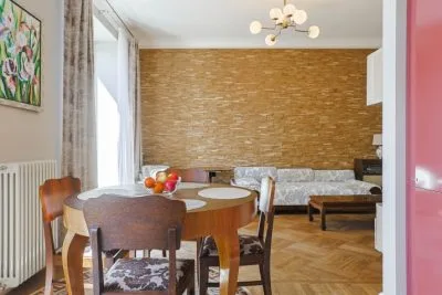Pārdod dzīvokli, Ogļu iela 32, Rīga, Kreisais krasts, Ķīpsala / 244 900 € 2