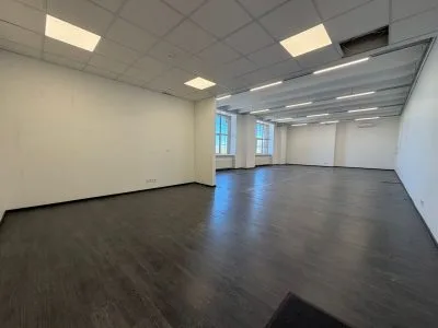 Izīrē biroju, Brīvības gatve iela 214b, Rīga, Labais krasts, Teika / 729 € 1