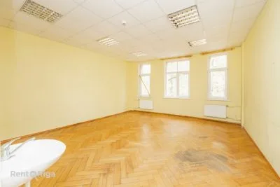 Pārdod biroju, Kapseļu iela 18, Rīga, Kreisais krasts, Āgenskalns / 642 000 € 7