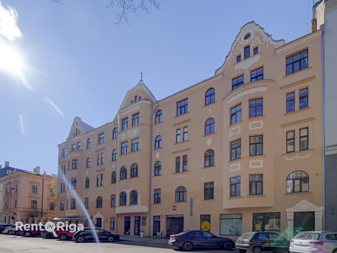Baznīcas iela 27/29 29