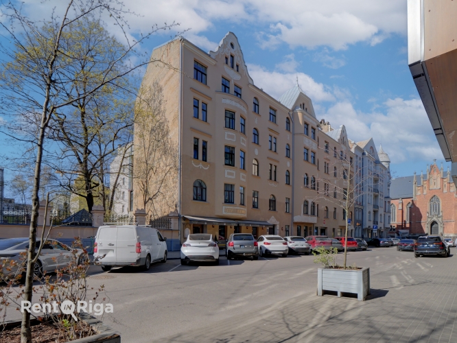 Baznīcas iela 27/29 23
