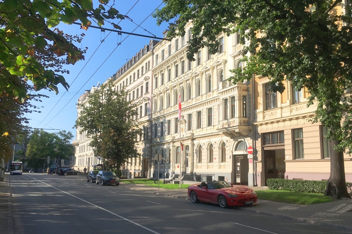 Raiņa bulvāris 3 41