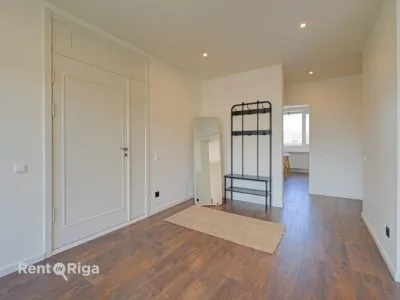 Izīrē dzīvokli, Rūpniecības iela 22, Rīga, Labais krasts, Centrs / 1 400 € 7