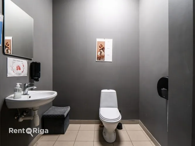 Akadēmijas iela 21 13
