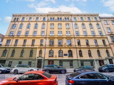 Pārdod biroju, Blaumaņa iela 8, Rīga, Labais krasts, Centrs / 399 999 € 2