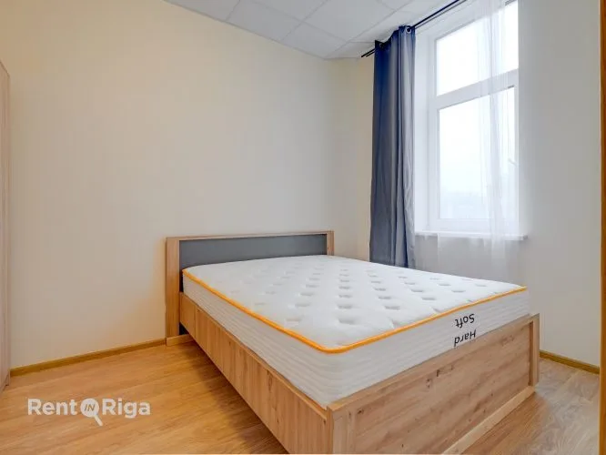 Firsa Sadovņikova iela 31 6