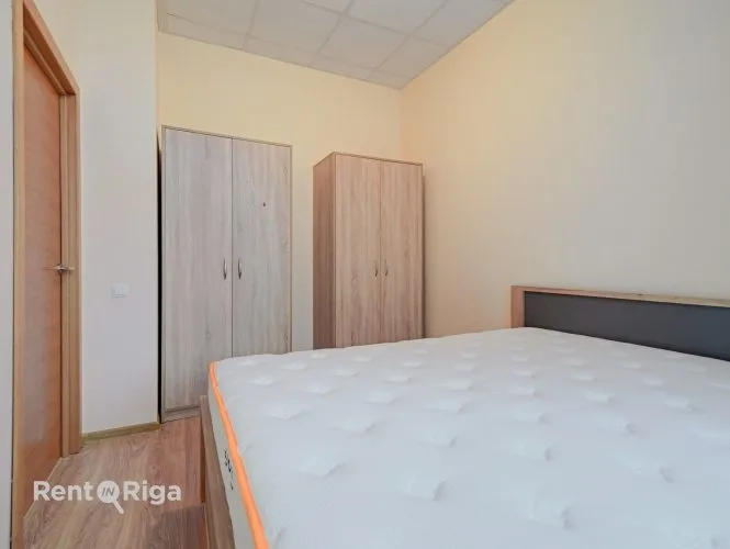 Firsa Sadovņikova iela 31 7