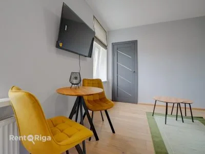 Izīrē dzīvokli, Lāčplēša iela 118, Rīga, Labais krasts, Centrs / 420 € 3