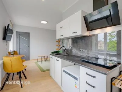 Izīrē dzīvokli, Lāčplēša iela 118, Rīga, Labais krasts, Centrs / 420 € 5