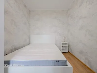 Izīrē dzīvokli, Lāčplēša iela 118, Rīga, Labais krasts, Centrs / 420 € 8