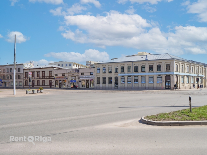 Krišjāņa Barona iela 130 3
