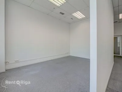Izīrē biroju, Latgales iela 240, Rīga, Labais krasts, Ķengarags / 350 € 3
