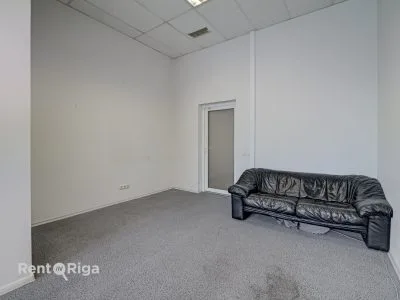 Izīrē biroju, Latgales iela 240, Rīga, Labais krasts, Ķengarags / 350 € 6