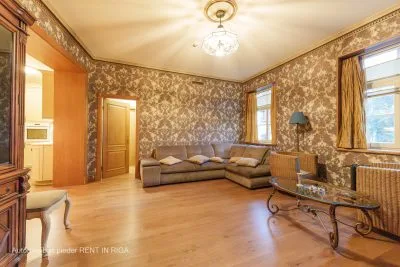 Pārdod dzīvokli, Tirgoņu iela 17, Rīga, Centrs / 229990 € 2