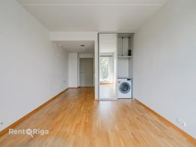 Pārdod dzīvokli, Briežu iela 7, Rīga, Labais krasts, Mežaparks / 56 000 € 2