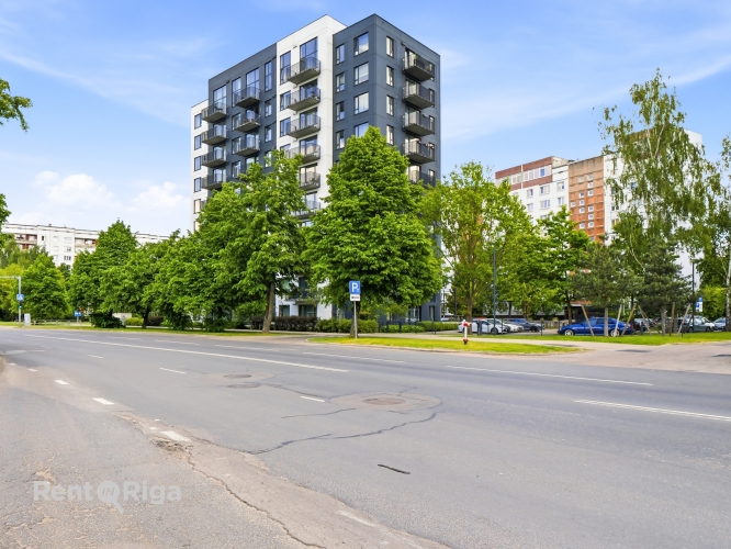 Sergeja Eizenšteina iela 47a 18