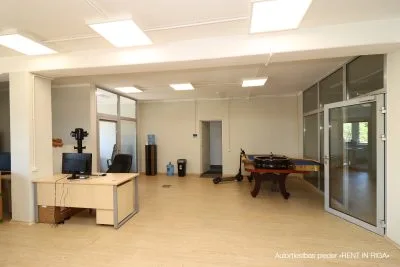 Izīrē biroju, Brīvības gatve iela 403, Rīga, Labais krasts, Jugla / 880 € 3