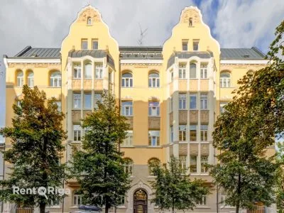 Izīrē dzīvokli, Stabu iela 19, Rīga, Labais krasts, Centrs / 1 100 € 1
