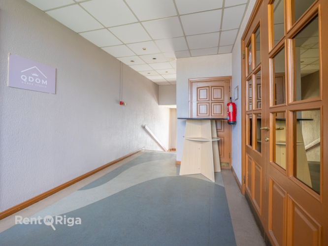 Kārļa Ulmaņa gatve iela 1 12
