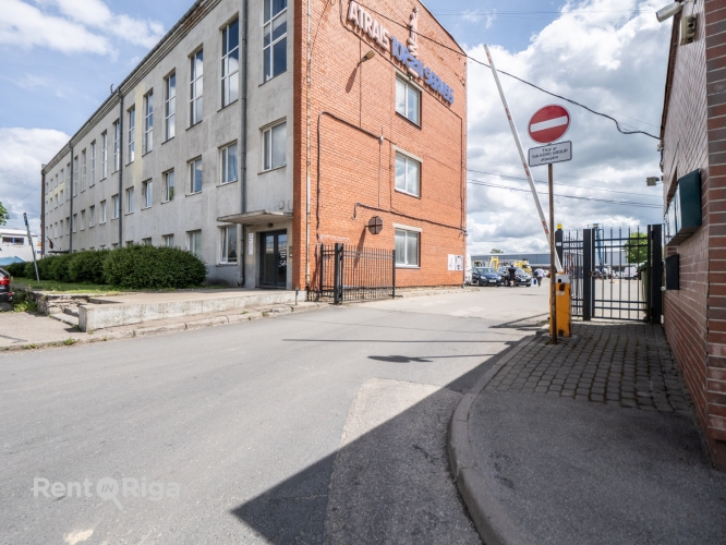 Kārļa Ulmaņa gatve iela 1 24