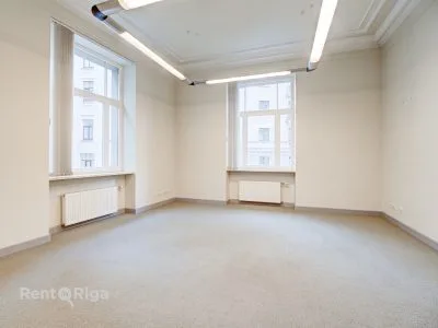 Izīrē biroju, Aspāzijas bulvāris iela 24, Rīga, Labais krasts, Vecrīga / 1 222 € 2