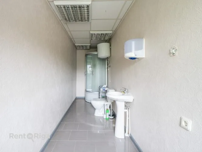 Pērnavas iela 20 30